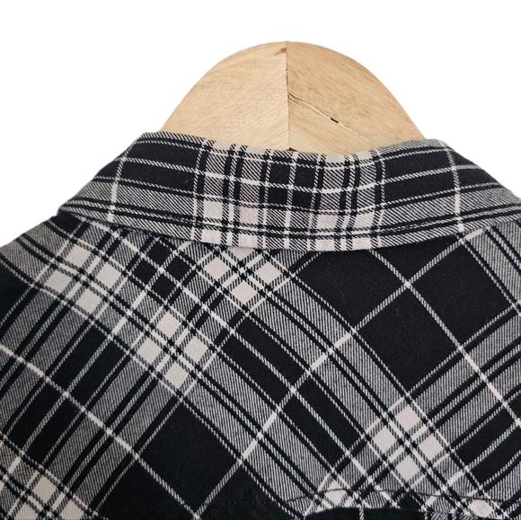 PAIGE Plaid Button Shirt Size M - Picture 4 of 9